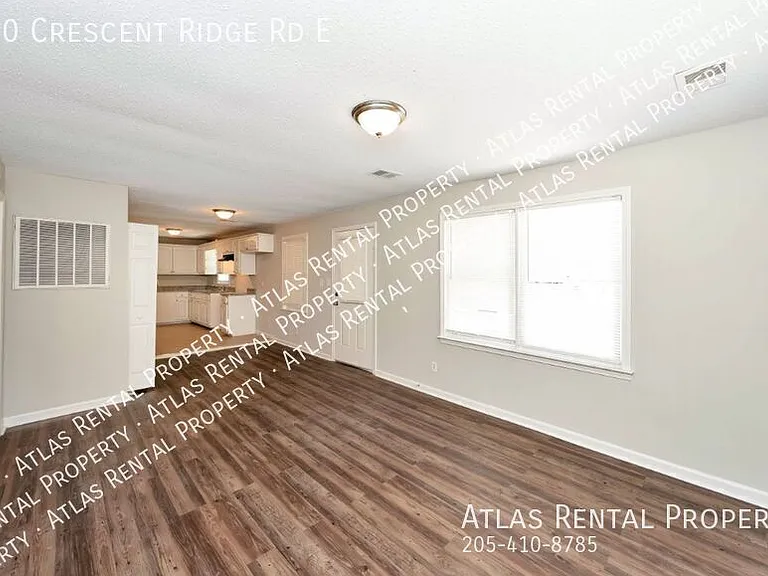 720 Crescent Ridge Rd E — Photo 11