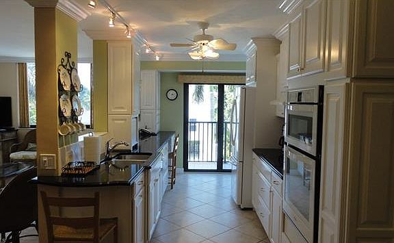 4th image of 2800 Estero Blvd APT 306