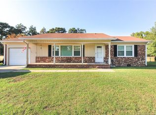 956 Kaywood Dr, Fayetteville, NC 28311