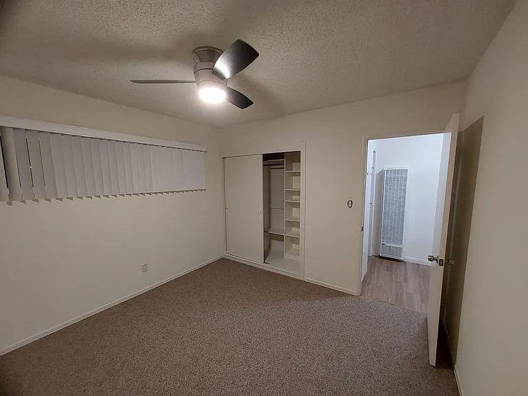 2215 W 182nd St #5 — Photo 11