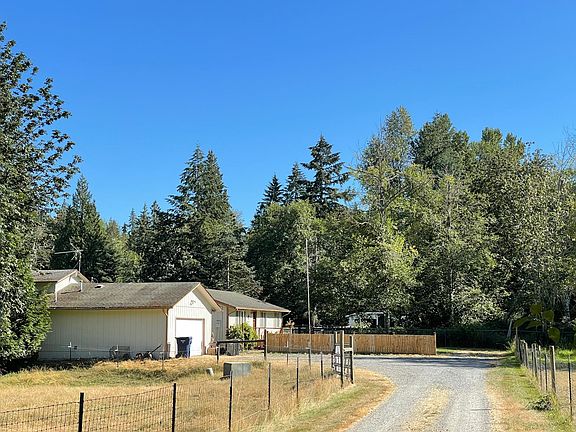 2nd image of 5620 Jordan Ave SE