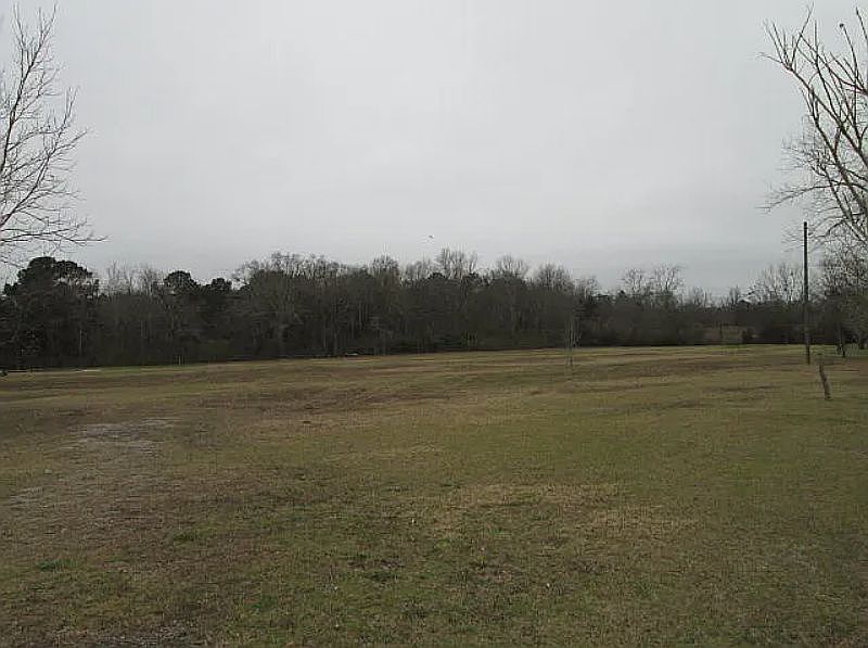 1st image of 453 Rice Rd