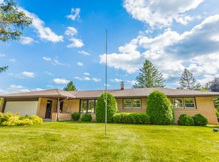 20405 W Downie Rd, New Berlin, WI 53146