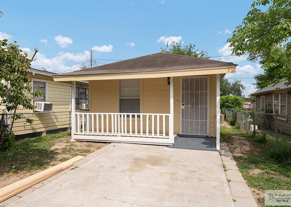 1st image of 413 N Cedro St