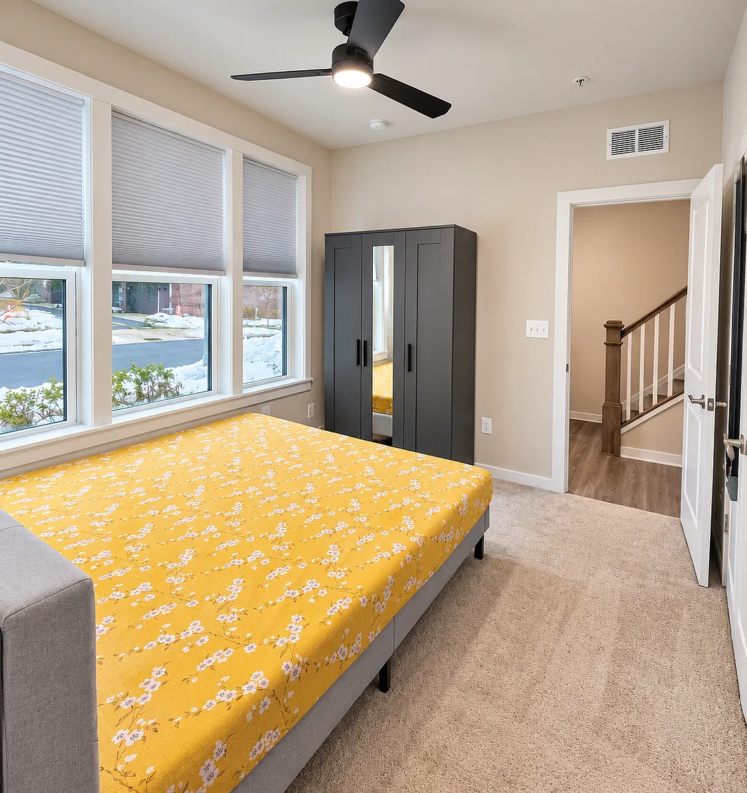 4 bed, 4.5 bath, 2481 sqft, $4,250 — Photo 2