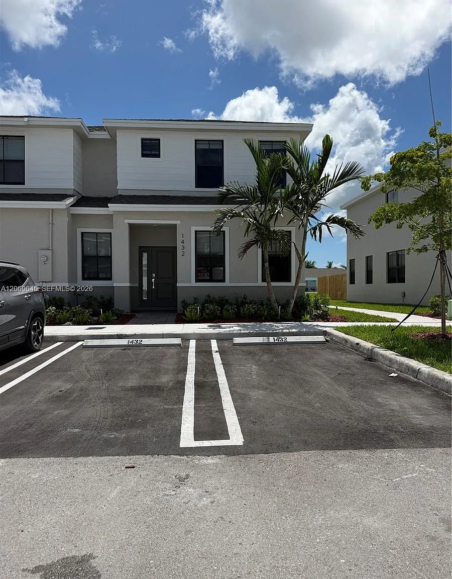 Miami Land And Developmen — Photo 1