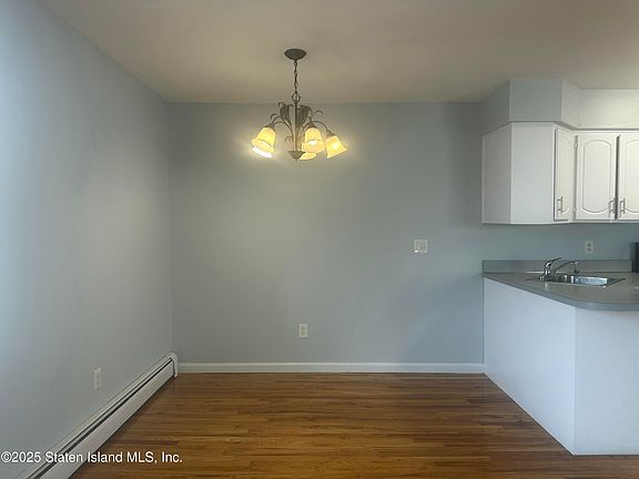 5th image of 174 Swinnerton St