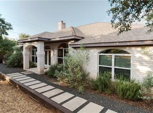 20528 Auger Ln, Spicewood, TX 78669