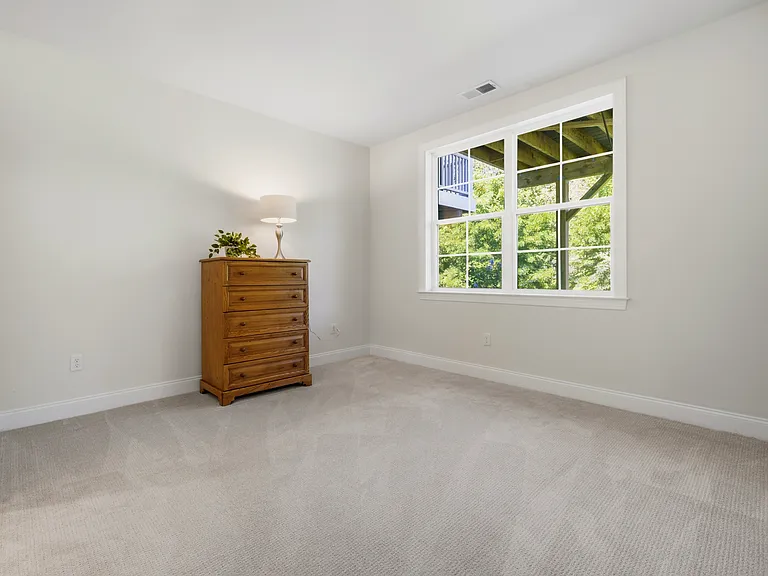 The 4th bedroom ensuite on 1st floor is the perfect space for guests or home office.