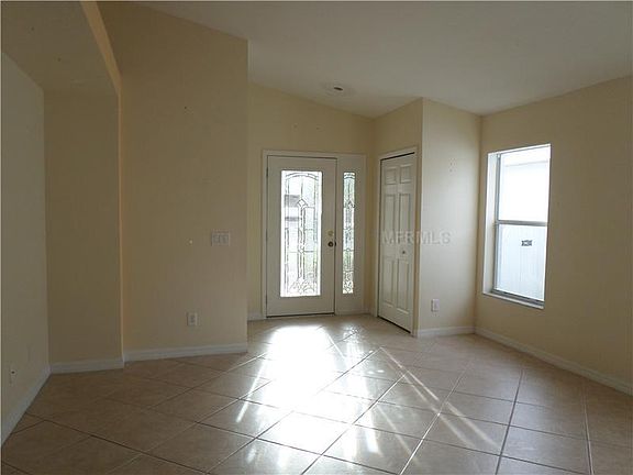 3rd image of 11533 Crestlake Village Dr