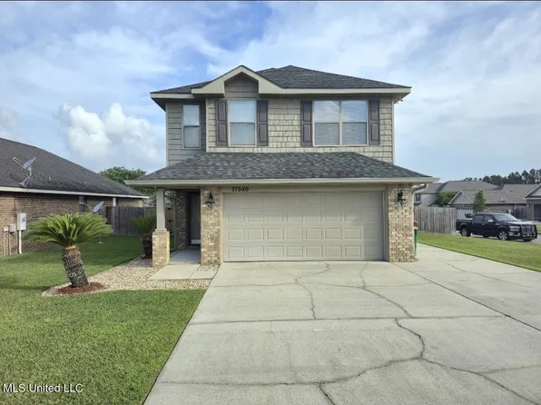 17340 Palm Ridge Dr, Diberville, MS 39540