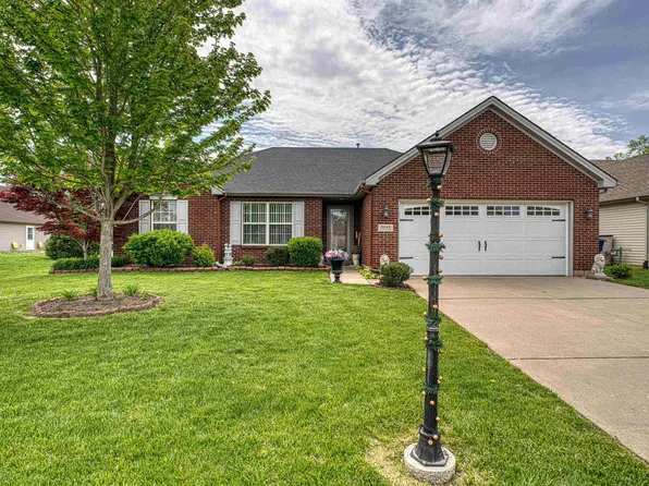 3045 Chatteris Point, Evansville, IN 47725