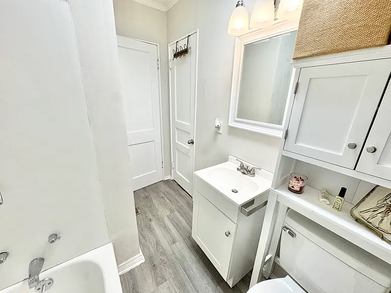 3865 Military Rd — Photo 21