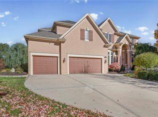 5716 W 146th St, Overland Park, KS 66223
