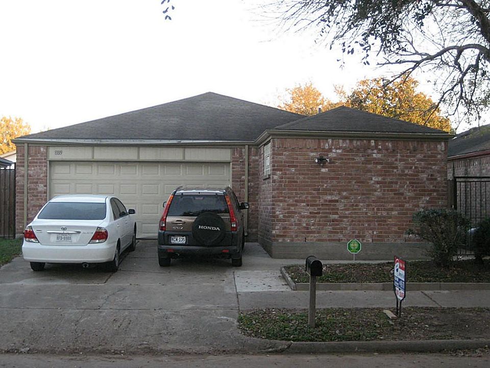1st image of 8819 Belle Glen Dr