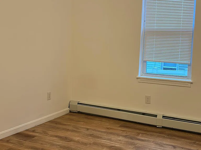 193 Harrison St #1 — Photo 6