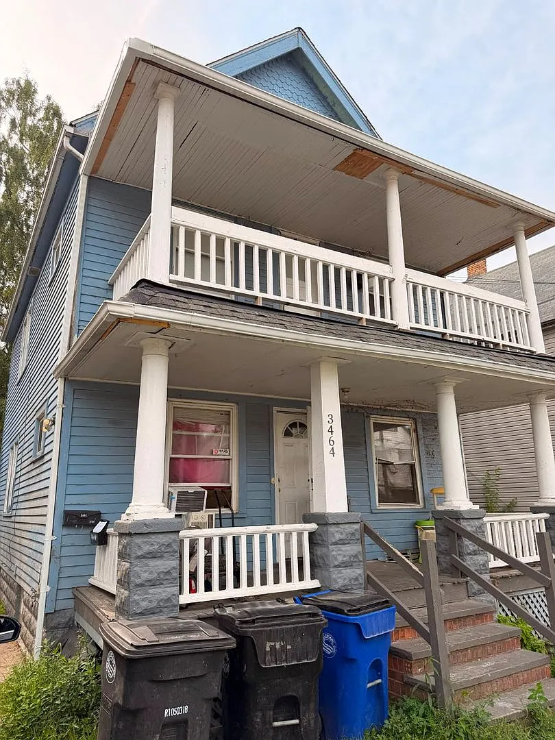 3464 W 49 Street — Photo 2
