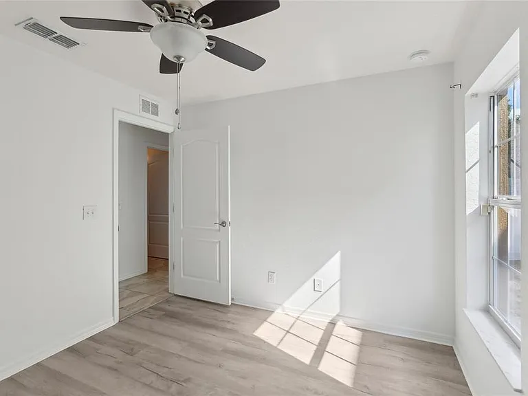 109 James Cir — Photo 20