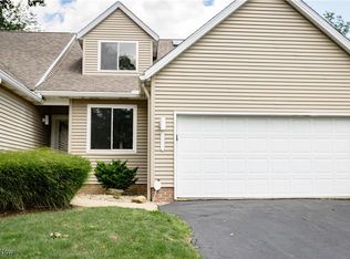 1522 Baycrest Dr NW, Canton, OH 44708