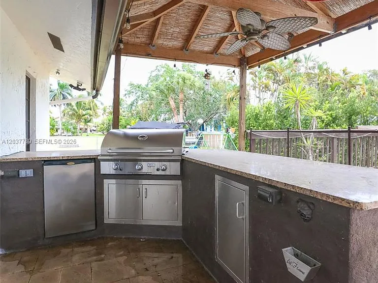 1300 NW 122nd Ave — Photo 35