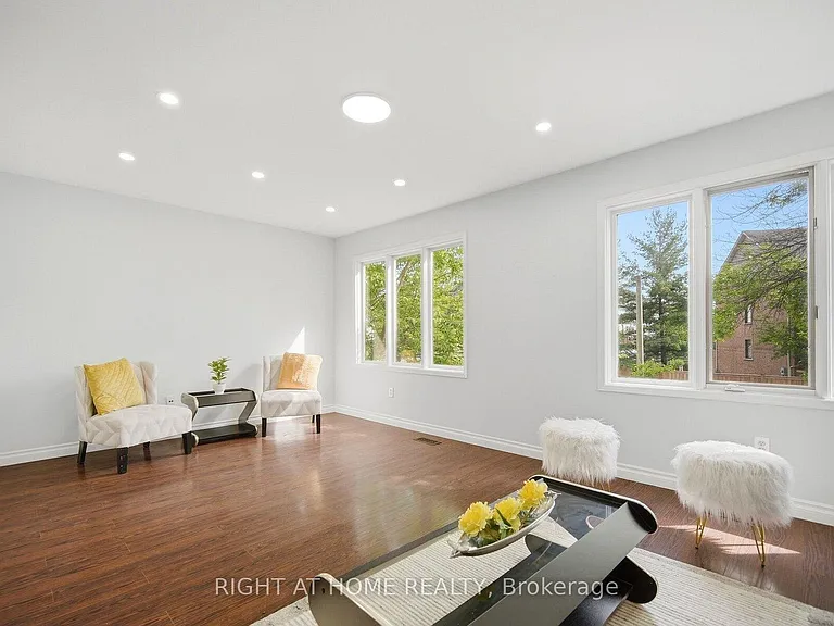 2349 Strawfield Ct — Photo 6