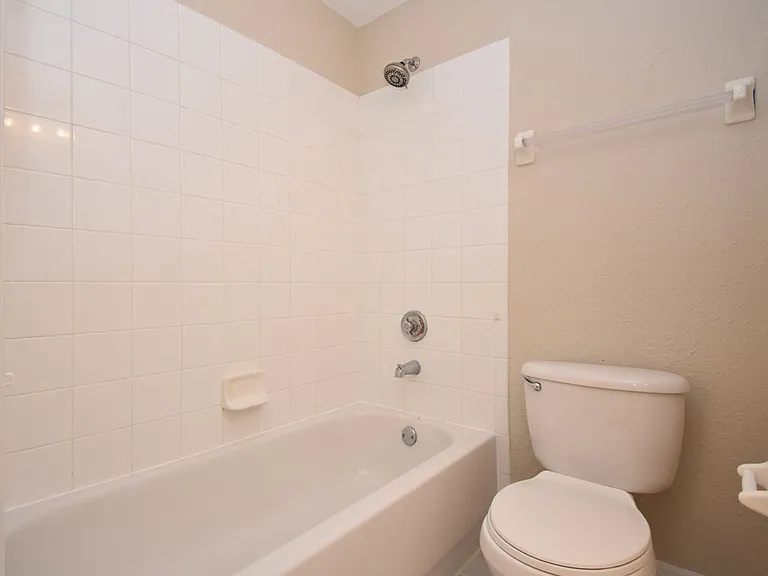 10000 SW 52nd Ave #GG199 — Photo 13