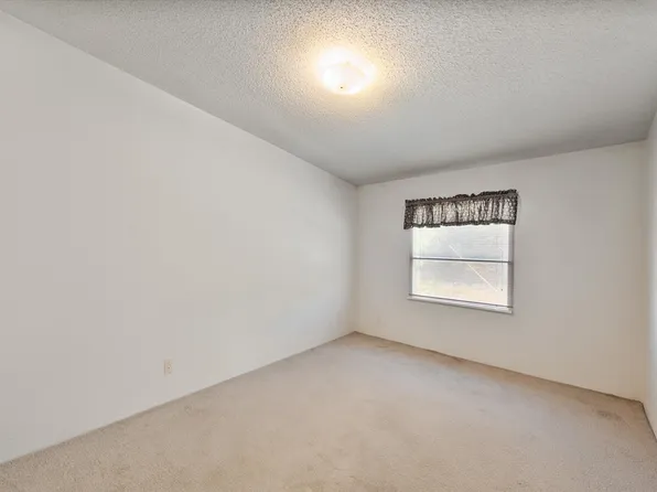 5144 S Fm 55, Blooming Grove, TX 76626