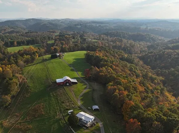 175 Desperado Rd, Galax, VA 24333