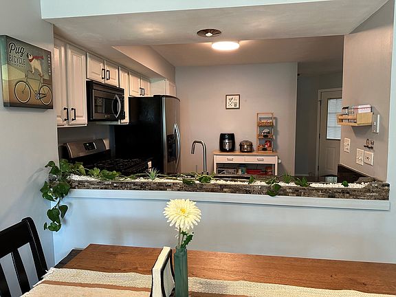 5th image of 1632 Orchard Ave #2713