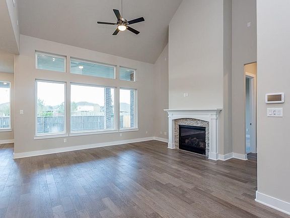 4th image of 42 Botanical Vista Dr