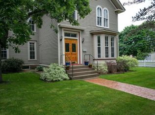 321 5th St E, Hastings, MN 55033