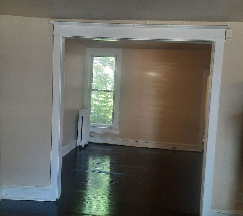 1st image of 619 Lindley Ave