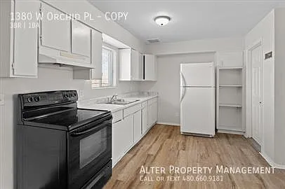 3 bed, 1100 sqft, $1,295 — Photo 4