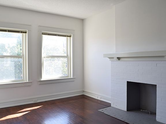 Dining/Living room