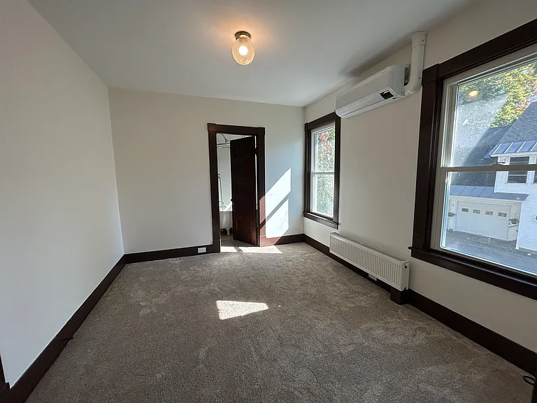 30 Lincoln Ave #B — Photo 12