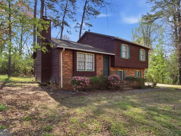 115 Derby Country Dr, Ellenwood, GA 30294