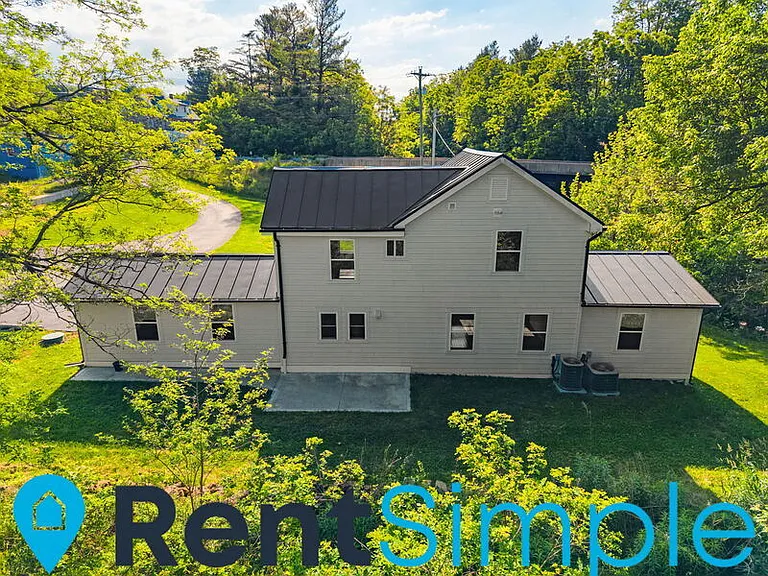 1825 Fiery Run Rd — Photo 42