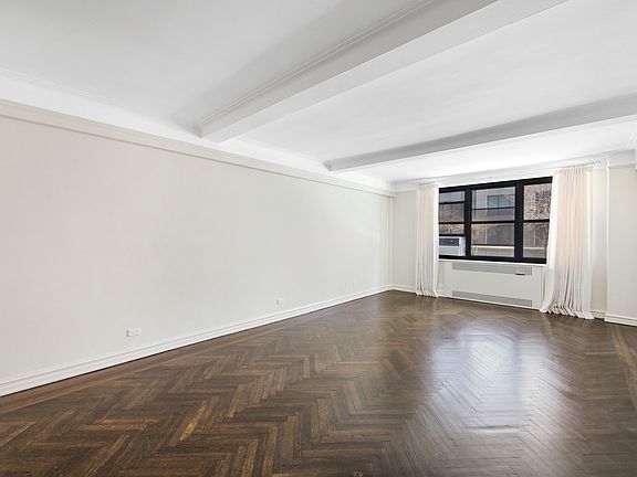 3rd image of 19 E 80th St APT 3B