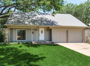 1213 McHam St, Irving, TX 75062