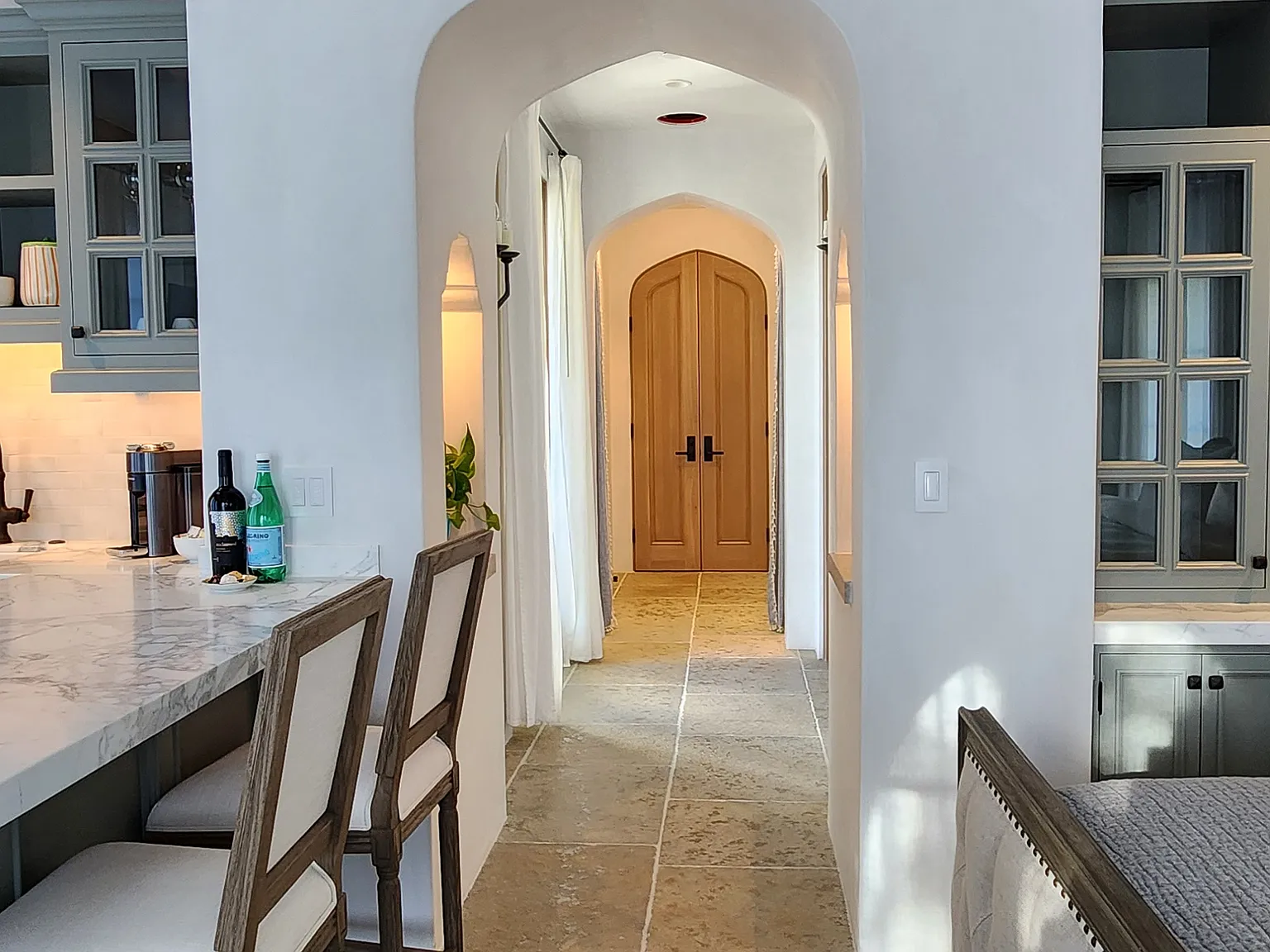1 bed, 750 sqft, $12,000 — Photo 3