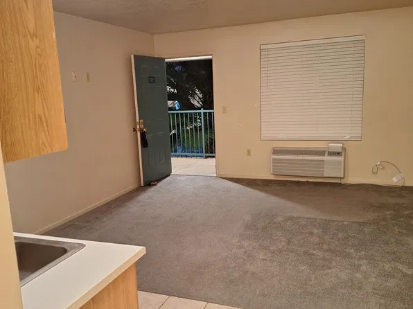 100 Pulsipher Ln, Mesquite, NV