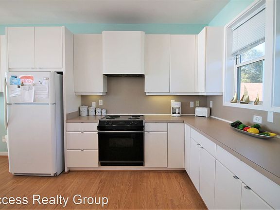 5th image of 991 Chadwick Shores Dr