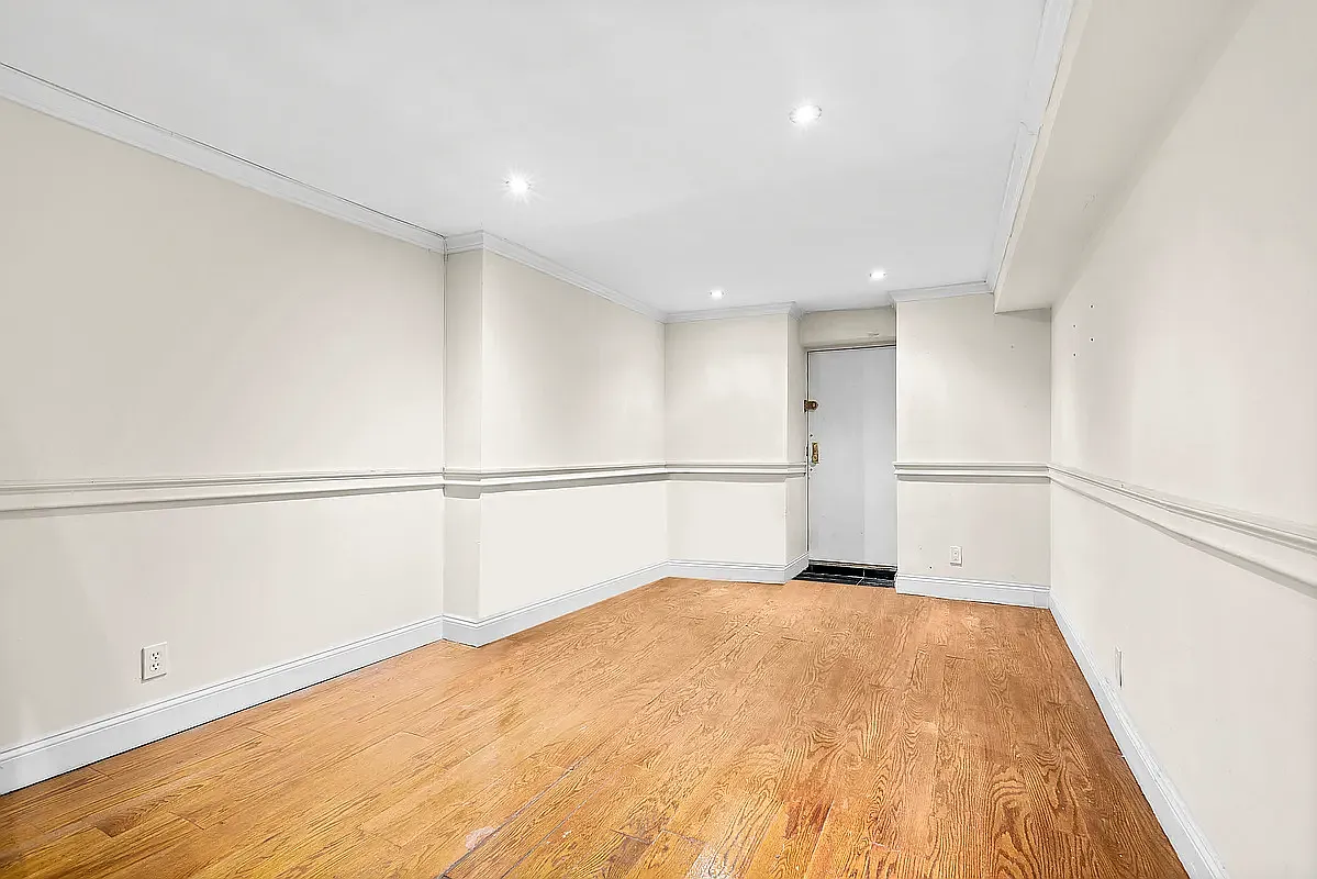 144 Sullivan Street — Photo 4