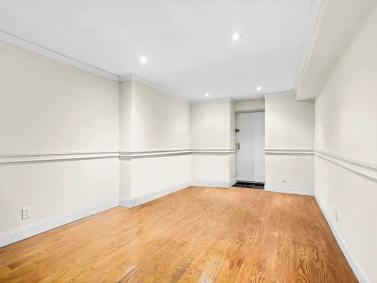 144 Sullivan St #1 — Photo 4