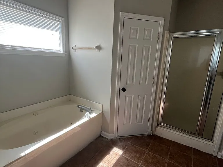 1686 N Frence Creek Cv — Photo 7