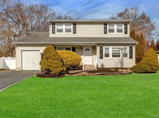 475 Joan St, Ronkonkoma, NY 11779