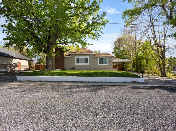 265 W 100th St N, Springville, UT 84663