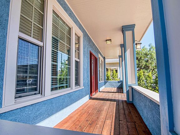 3rd image of 3425 Walton Ave #3425