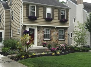 357 Westmoreland Rd, Amherst, NY 14226