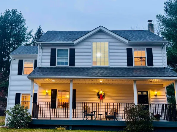 88 Summit Ave, Chadds Ford, PA 19317